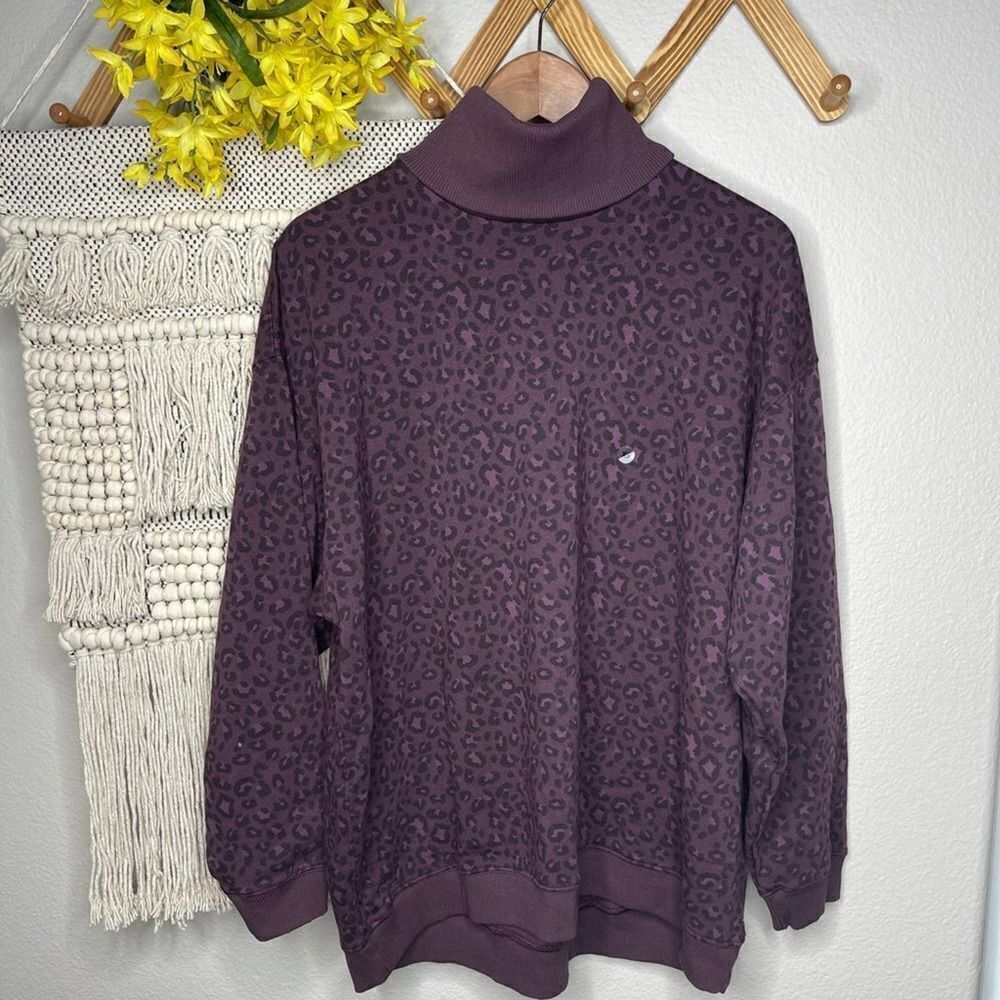American Eagle Purple Leopard Jegging Fit Turtleneck Sweatshirt